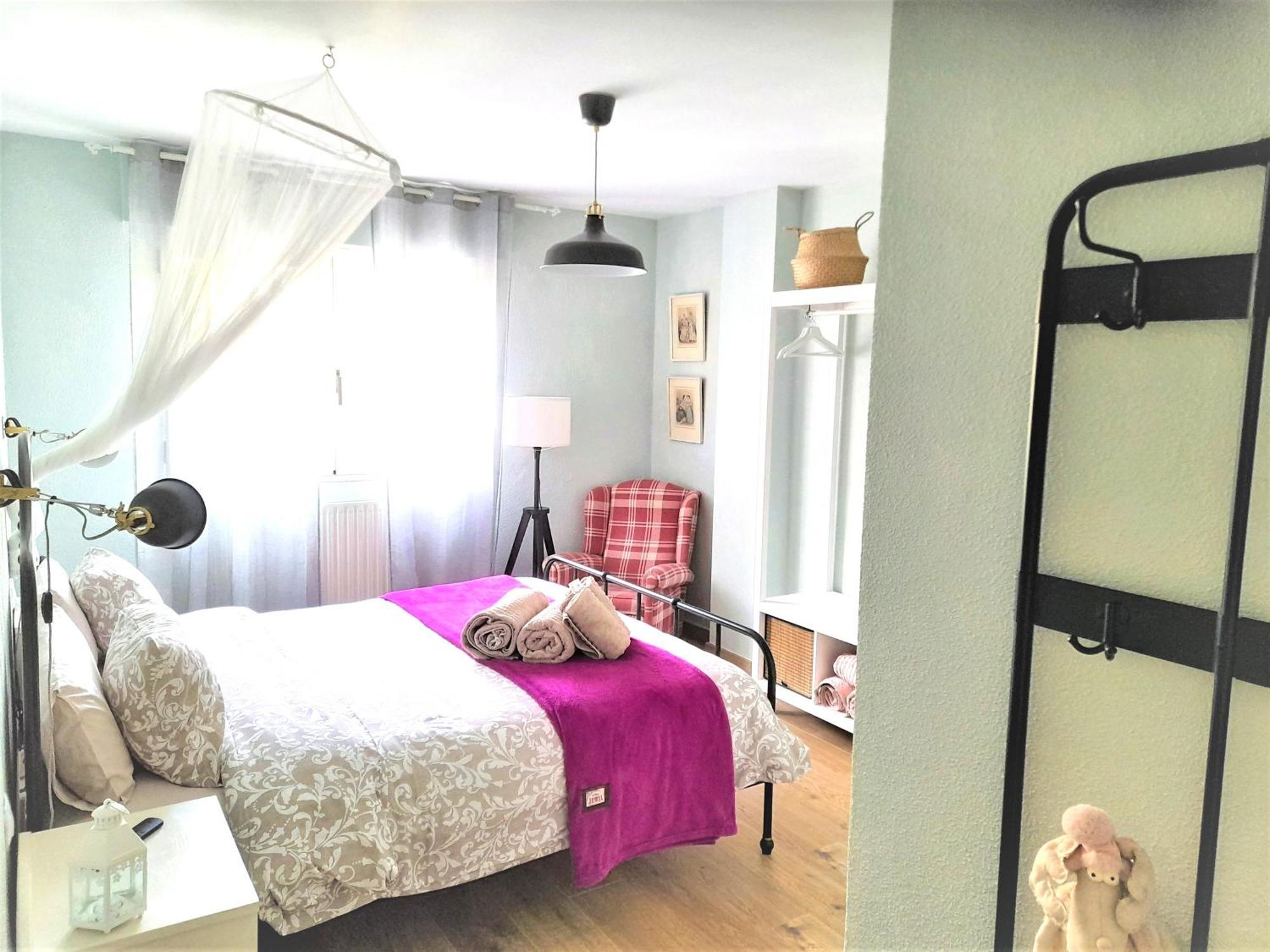 Logrocity Puerta Del Ebro Parking Privado Gratis Logroño Exteriör bild